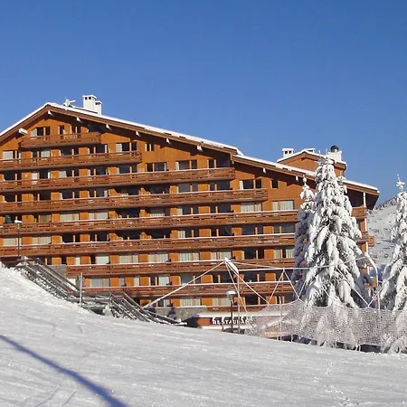 Lumineux Skis Aux Pieds Avec Balcon Et Wi-fi - Fr-1-182-8